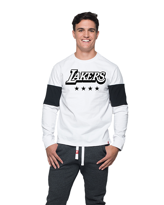 Purple MAN Standard Fit NBA Los Angeles Lakers Licensed Long Sleeve  Sweatshirt 2901158